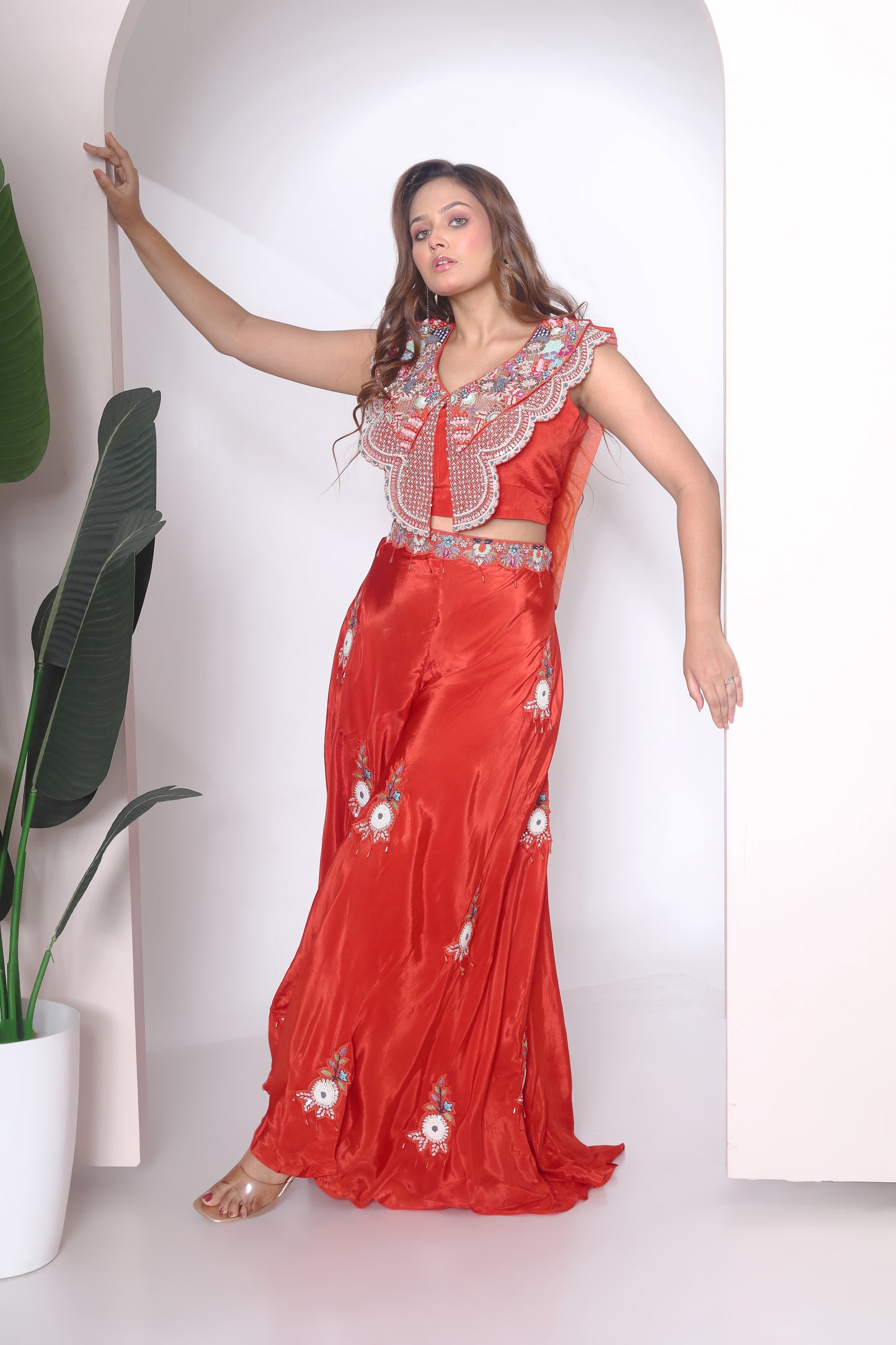 Embroidered crop with double oreb plazzo