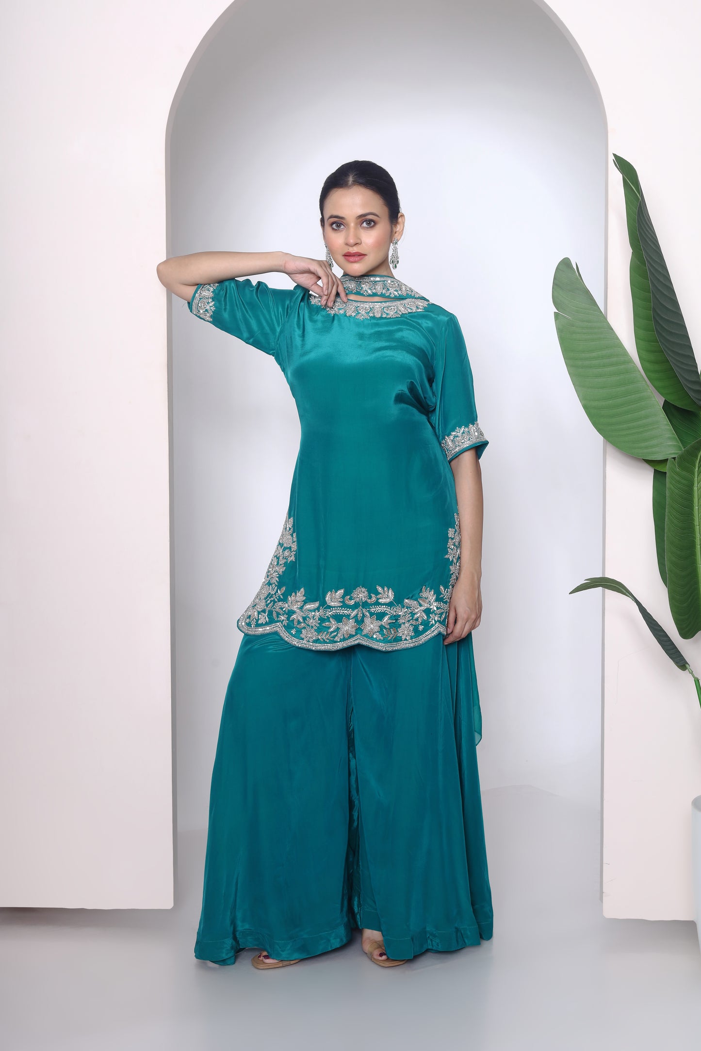 Green short kurta, plazzo and choker dupatta set