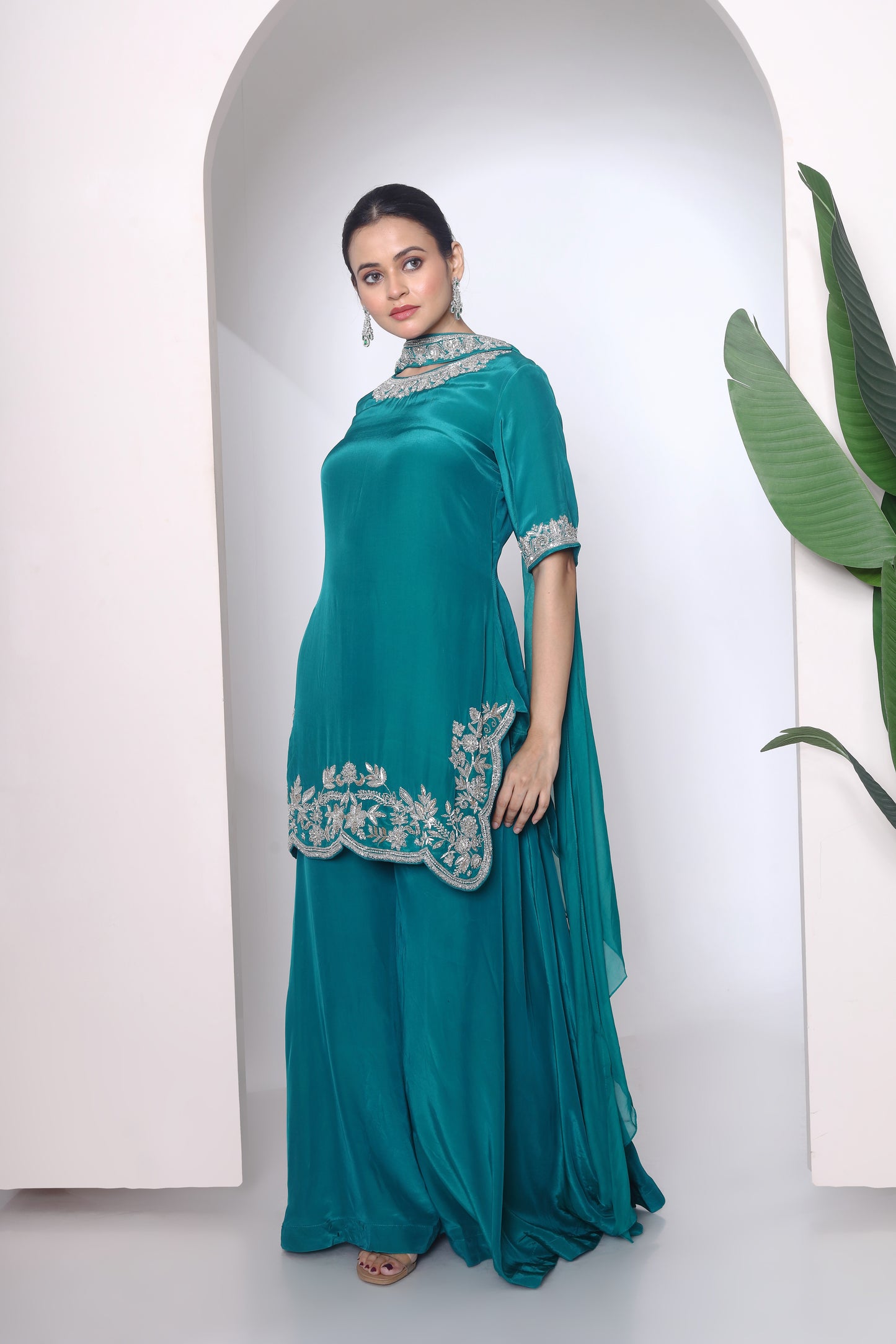 Green short kurta, plazzo and choker dupatta set