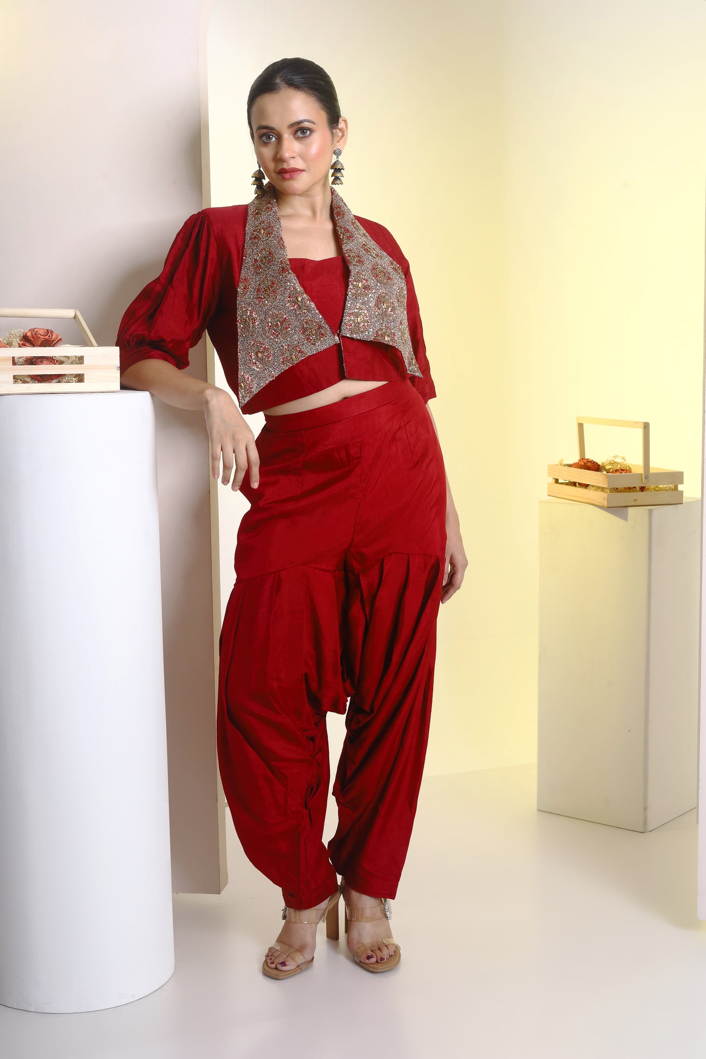 Long embroidered collar blazer and bustier with harem pants